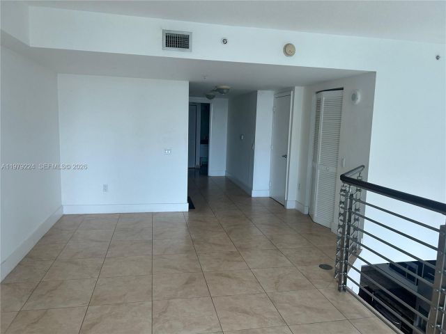 Apartment for sale  Unit #907 - photo 7490925