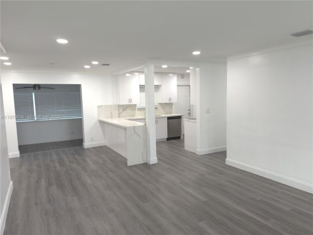 Home for rent at 1403 Adams St 1403 - photo 7473474