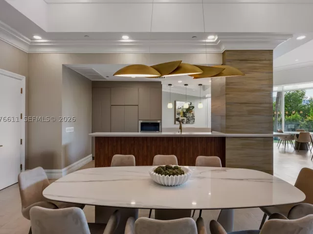 3-bedroom condo for sale in Sunny Isles Beach - 16500 Collins Ave PHE - MondialRealty