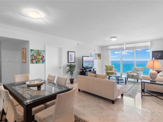 Apartment for rent  Unit #3803 - photo 7486583