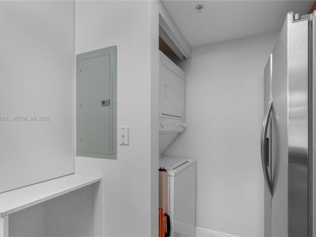 Apartment for rent  Unit #3803 - photo 7486590