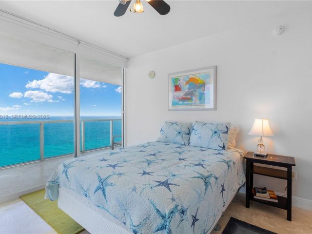 Apartment for rent  Unit #3803 - photo 7486592