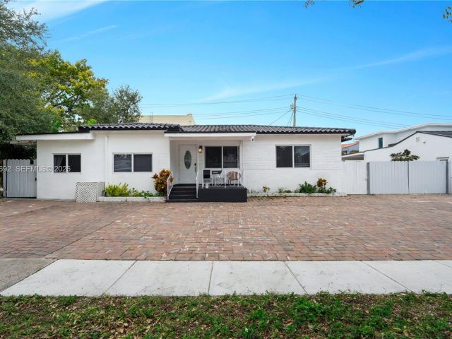 Home for sale at 1761 SW 14 Street - photo 7464723
