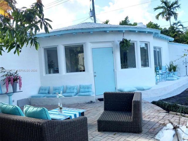 Home for rent at 6910 Rue Notre Dame 0 - photo 7468705