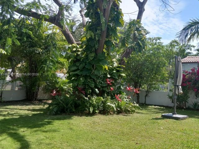 Home for rent at 6910 Rue Notre Dame 0 - photo 7468713