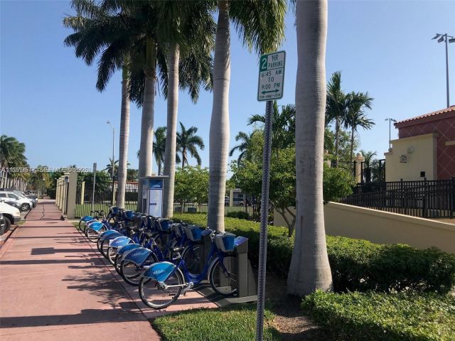 Home for rent at 6910 Rue Notre Dame 0 - photo 7468721