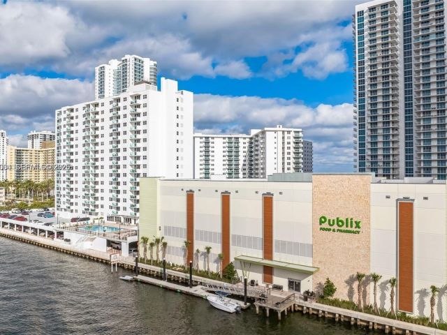 Apartment for sale  Unit #206 - photo 7466622