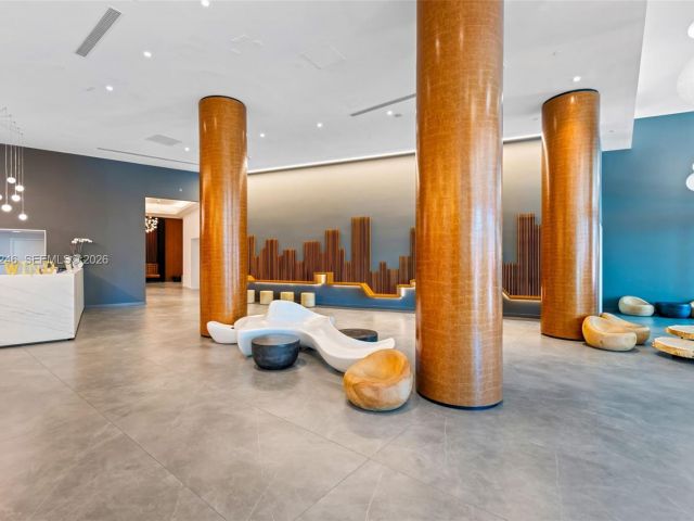 Apartment for rent  Unit #2006 - photo 7489522