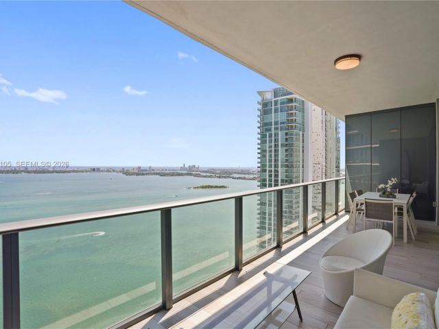 Apartment for rent  Unit #3906 - photo 7494498