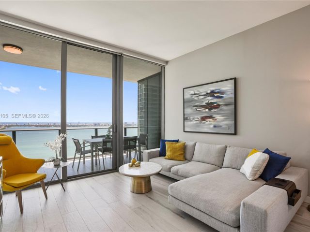 Apartment for rent  Unit #3906 - photo 7494499