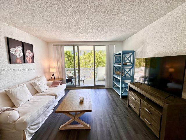 Apartment for rent  Unit #234S - photo 7522357