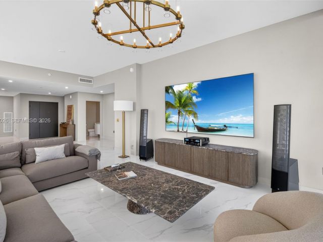 Apartment for rent  Unit #PH-5904 - photo 7514445