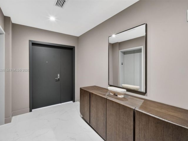 Apartment for rent  Unit #PH-5904 - photo 7514458