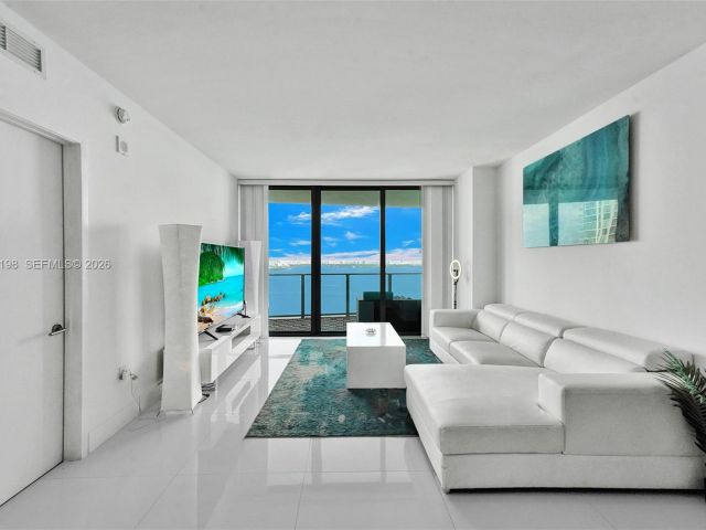 Apartment for rent  Unit #3403 - photo 7493372