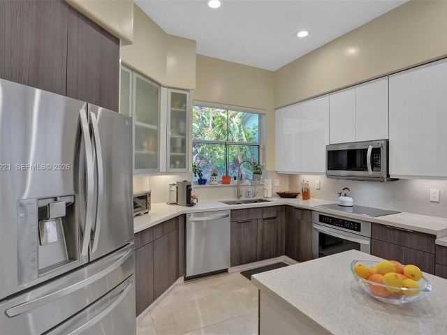 Home for rent at 1529 Shoreline Way 1529 - photo 7473440