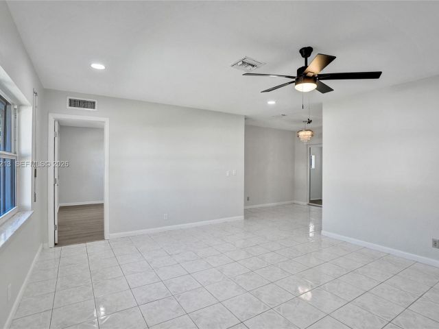 Home for rent at 2621 SW Natura Ave - photo 7450531