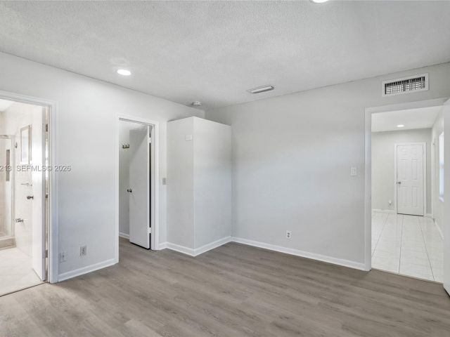 Home for rent at 2621 SW Natura Ave - photo 7450546