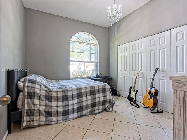 Home for sale at 1921 SE 16 Ave - photo 7458981