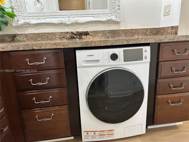 Apartment for rent  Unit #1136 - photo 7528525