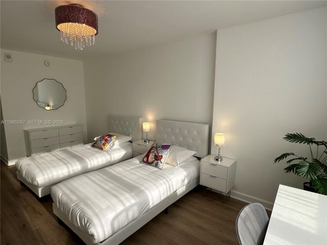 Apartment for rent  Unit #1136 - photo 7528535