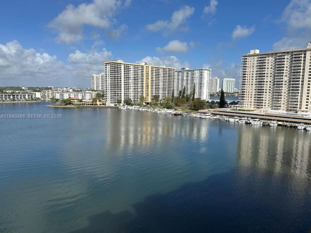 Apartment for sale  Unit #1904 - photo 7512546