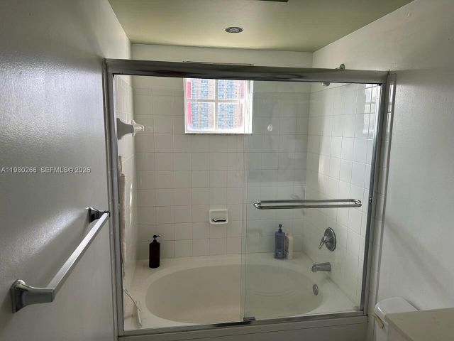 Apartment for sale  Unit #1904 - photo 7512548