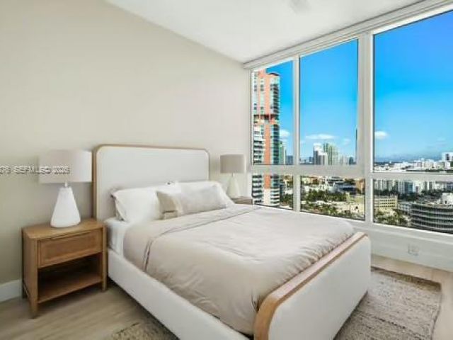 Apartment for rent  Unit #1701 - photo 7533576