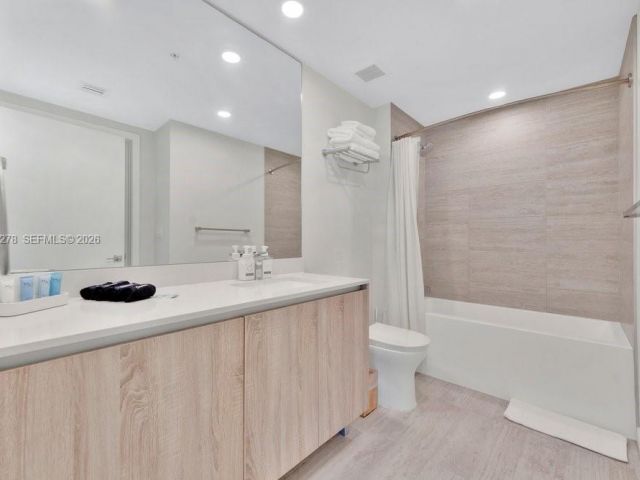 Apartment for sale  Unit #N-1101 - photo 7503180