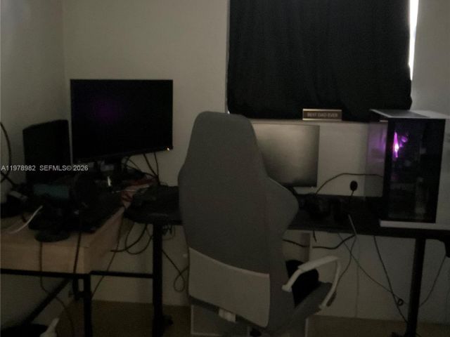 Home for rent at 9469 SW 53rd St 9469 - photo 7450796