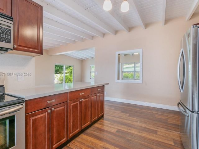 Home for rent at 3137 SW 15th St - photo 7482850