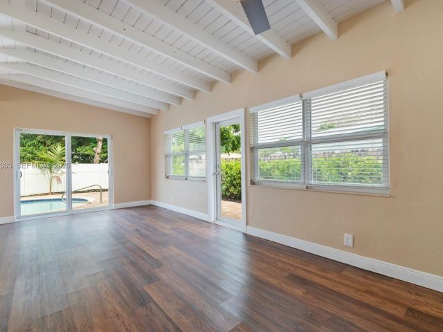 Home for rent at 3137 SW 15th St - photo 7482855