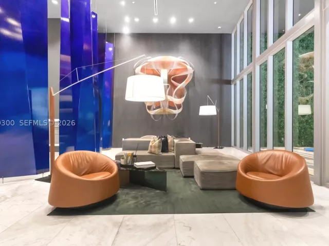 1-bedroom condo for sale in Miami - 3900 Biscayne Blvd S-916 - MondialRealty