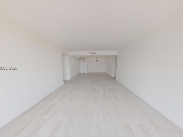 Apartment for sale  Unit #1812 - photo 7487626