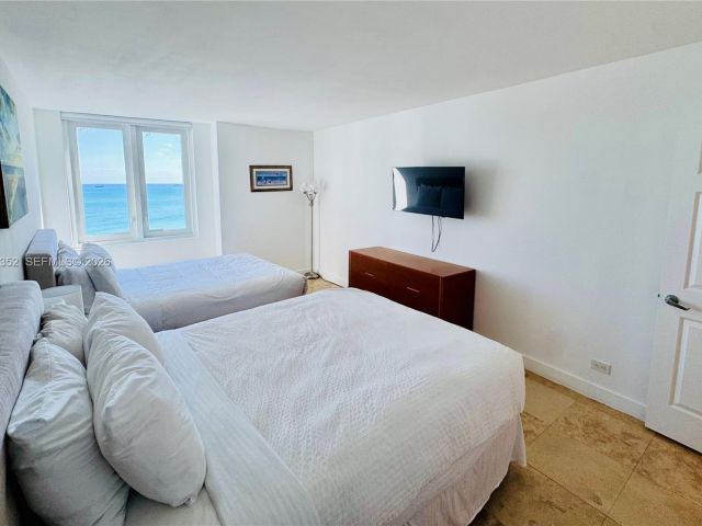 Apartment for rent  Unit #1525 - photo 7533754