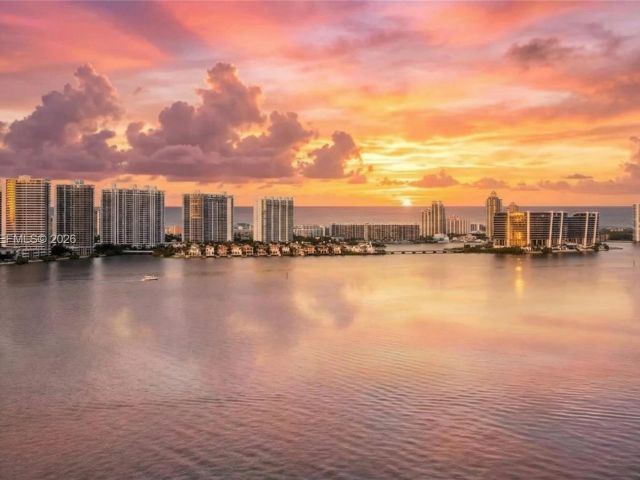 Apartment for sale  Unit #1517 - photo 7497931