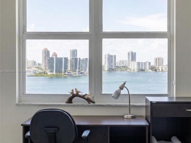 Apartment for sale  Unit #1517 - photo 7497940