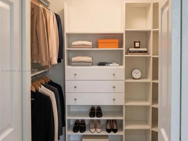 Apartment for sale  Unit #1517 - photo 7497941