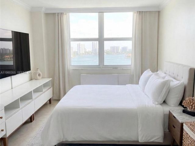 Apartment for sale  Unit #1517 - photo 7497942