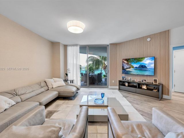 Apartment for rent  Unit #207 - photo 7503590