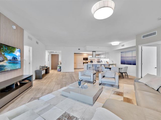 Apartment for rent  Unit #207 - photo 7503591