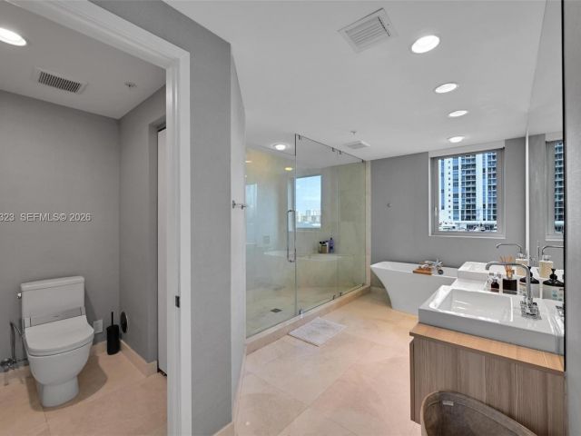 Apartment for rent  Unit #207 - photo 7503603