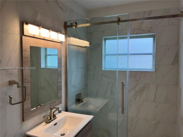 Home for rent at 6261 NW 40th St - photo 7487358