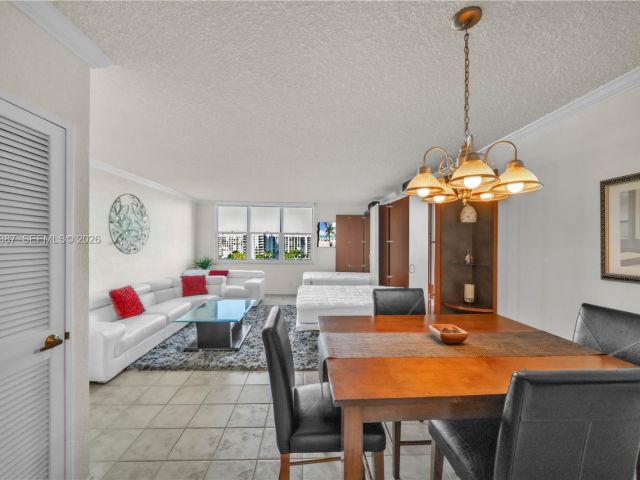 condo for rent in Hollywood - 2501 S Ocean Dr 727(Available April 03) - MondialRealty