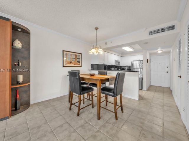 condo for rent in Hollywood - 2501 S Ocean Dr 727(Available April 03) - MondialRealty