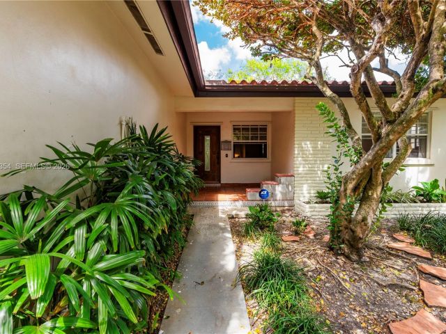 Home for rent at 1449 Baracoa Ave - photo 7470962