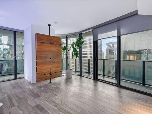 Apartment for sale  Unit #2805 - photo 7452585