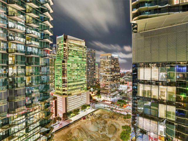 Apartment for sale  Unit #2805 - photo 7452599