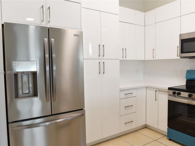 Home for sale at 3771 SE 5th Ct - photo 7459848