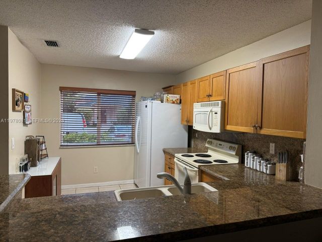 Home for rent at 20875 NW 4th St - photo 7454720