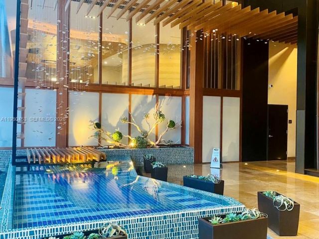 condo for rent in Miami - 50 Biscayne Blvd 3509 - MondialRealty